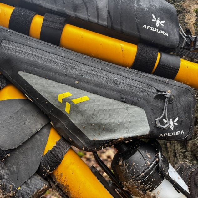 Apidura Backcountry Frame Pack | Fietsvakantiewinkel.nl